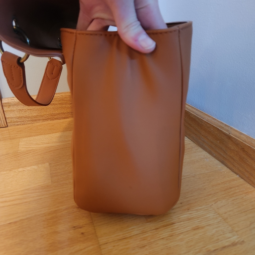 Nwot Universal Thread Handbag/Crossbody - image 5